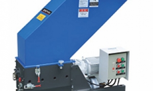 湘潭慢速機(jī)邊粉碎機(jī)-長沙注塑機(jī)